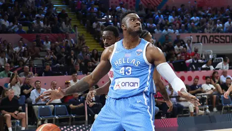 库里NBA魅力争议：詹姆斯杜兰特不愿同队加盟勇士深层考量